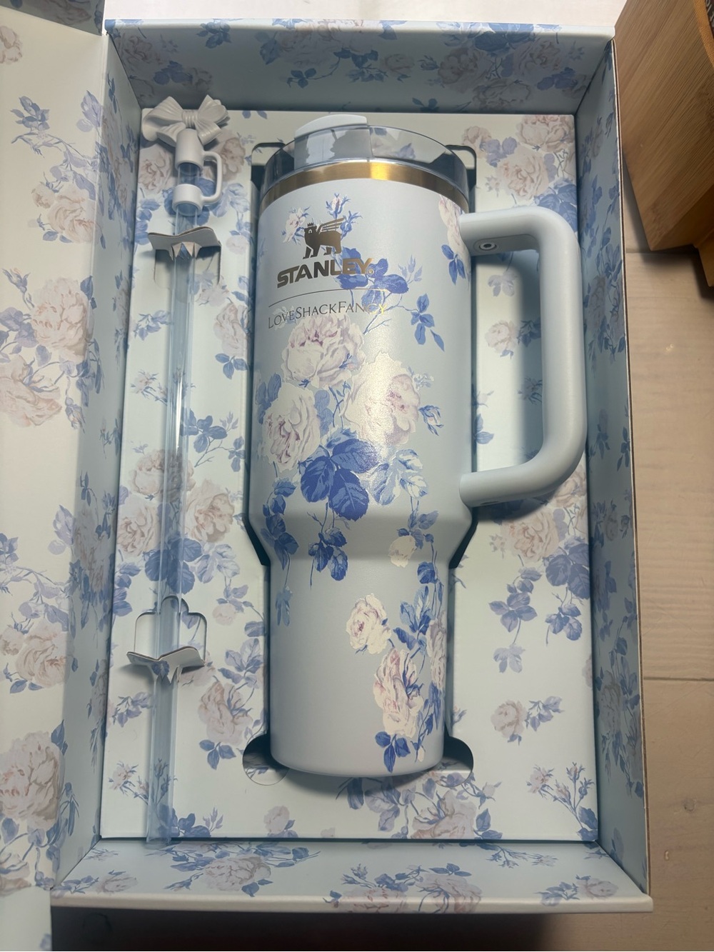 Stanley x LoveShackFancy Quencher 40oz Everblooming Rosettes